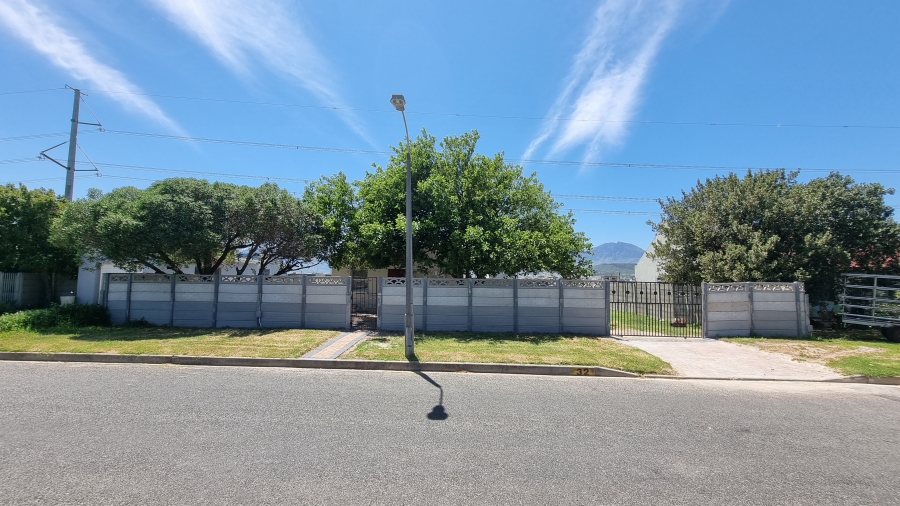 2 Bedroom Property for Sale in Die Bos Western Cape